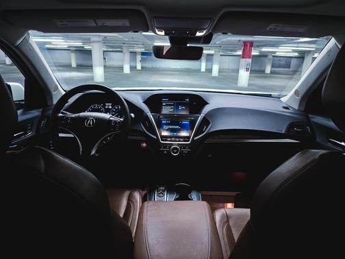 White Diamond Pearl 2019 Acura MDX 3.5L w/Technology Package