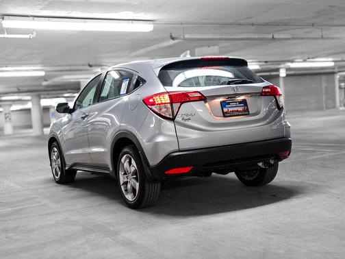 2021 Honda HR-V LX