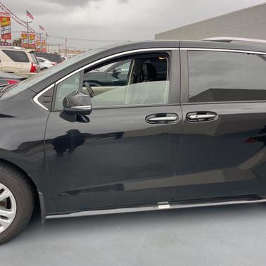 2022 Toyota Sienna Platinum