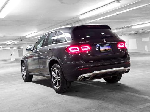 2022 Mercedes-Benz GLC 300 4MATIC