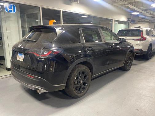 2025 Honda HR-V AWD Sport