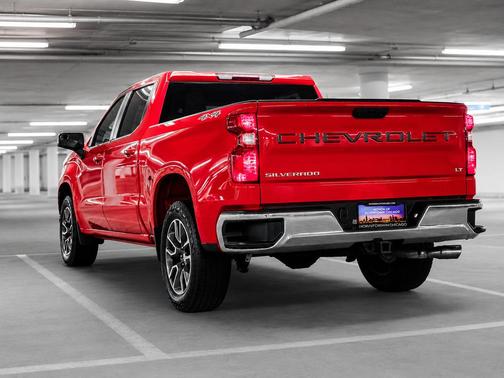 Red Hot 2022 Chevrolet Silverado 1500 Limited LT