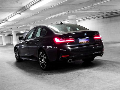 2022 BMW 330 xDrive