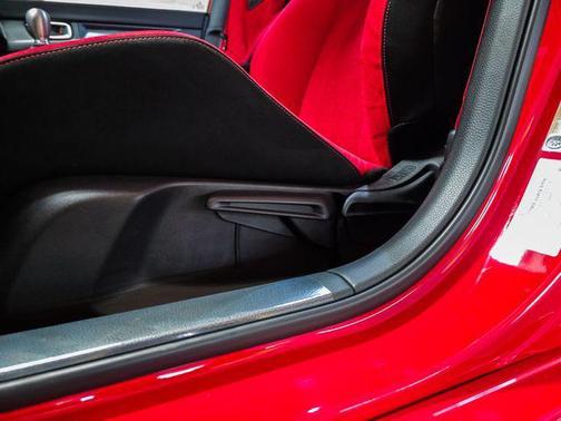 2025 Honda Civic Type R Base