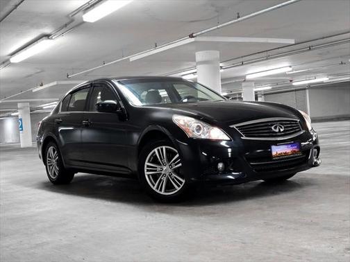 2013 INFINITI G37x Base