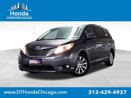 2013 Toyota Sienna XLE