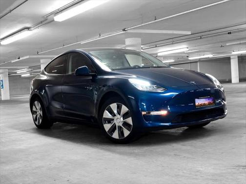 2021 Tesla Model Y Standard Range Rear-Wheel Drive