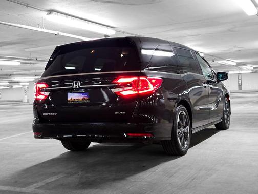2023 Honda Odyssey Elite