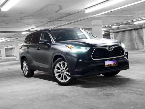 2022 Toyota Highlander Limited