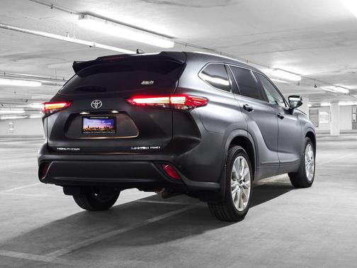 2022 Toyota Highlander Limited