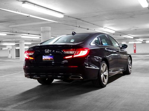 2018 Honda Accord Touring 2.0T