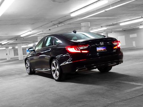 2018 Honda Accord Touring 2.0T