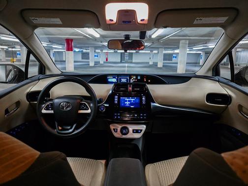 2016 Toyota Prius Four