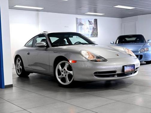 2000 Porsche 911 Carrera