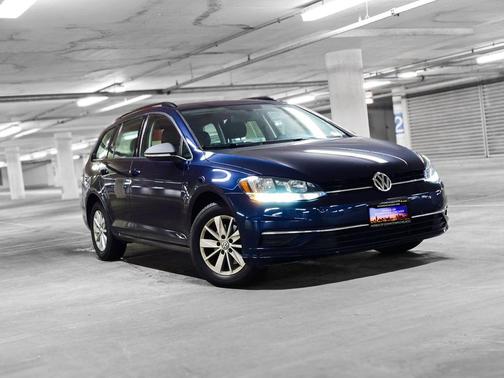 2018 Volkswagen Golf SportWagen TSI S