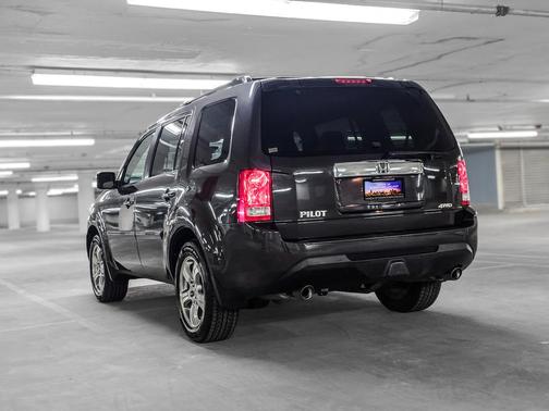Polished Metal Metallic 2013 Honda Pilot EX-L