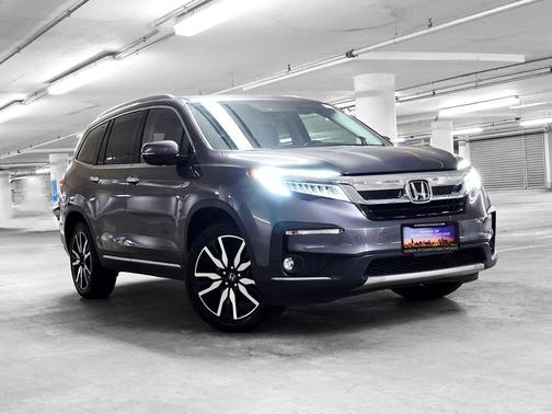 2020 Honda Pilot Touring 8-Passenger