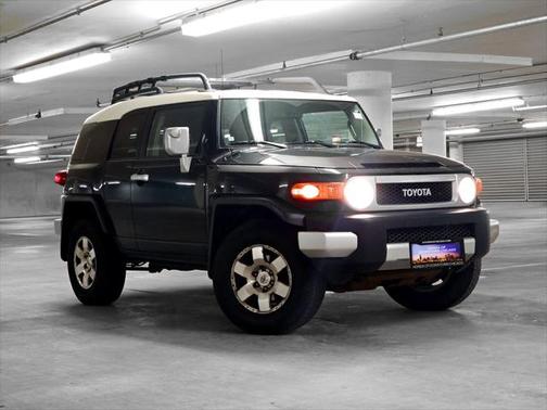 2010 Toyota FJ Cruiser Base