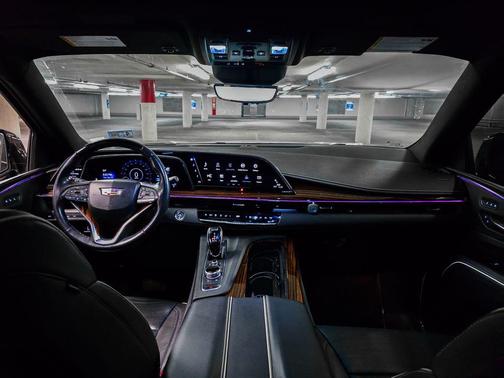 2024 Cadillac Escalade ESV Premium Luxury