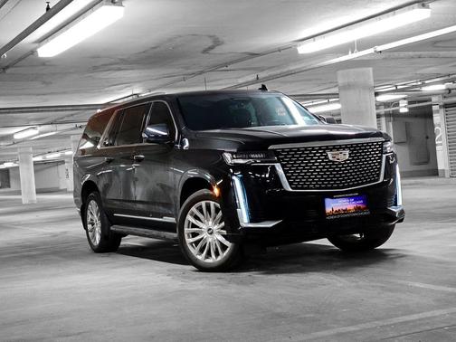 2024 Cadillac Escalade ESV Premium Luxury