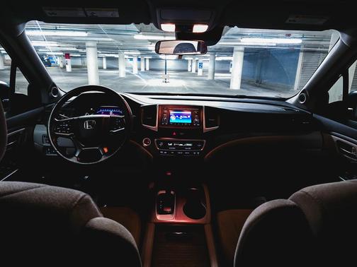 Crystal Black Pearl 2019 Honda Pilot LX