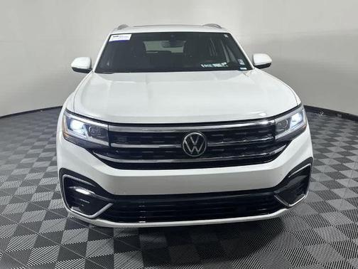 2022 Volkswagen Atlas Cross Sport 2.0T SEL R-LINE