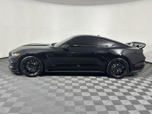 2017 Ford Mustang SHELBY GT350