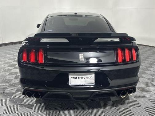 2017 Ford Mustang SHELBY GT350