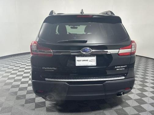 2021 Subaru Ascent LIMITED 7-PASSENGER