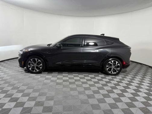 2022 Ford Mustang Mach-E PREMIUM