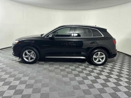 2023 Audi Q5 40 PREMIUM