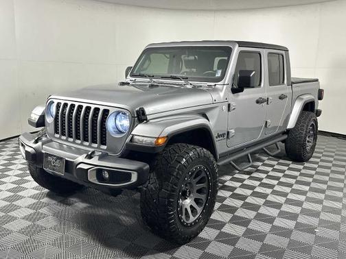 2020 Jeep Gladiator SPORT