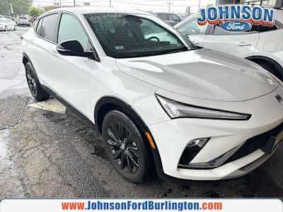 White Frost Tricoat 2024 Buick Envista Sport Touring FWD