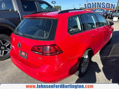 Tornado Red 2016 Volkswagen Golf SportWagen TSI S 4-Door
