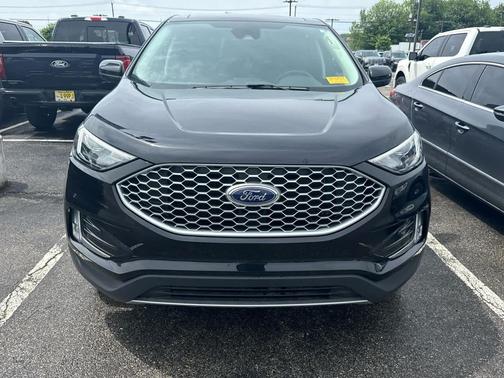 Agate Black Metallic 2024 Ford Edge SEL