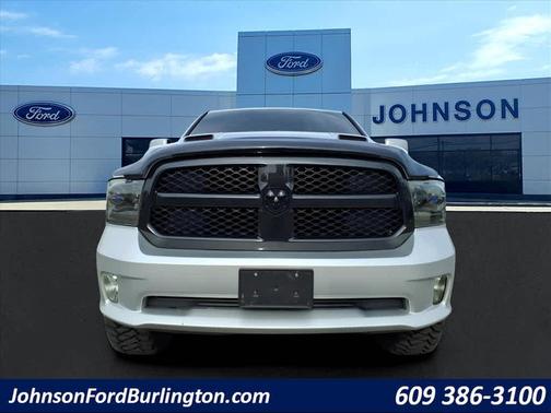 2017 RAM 1500 Night Crew Cab 4x4 5'7' Box