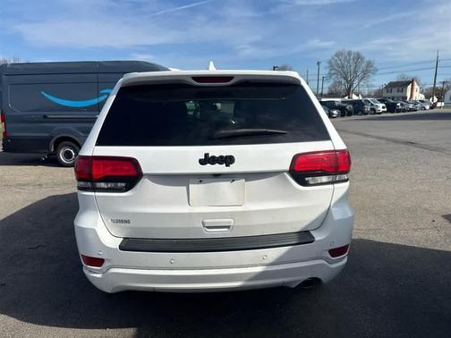 2020 Jeep Grand Cherokee Altitude