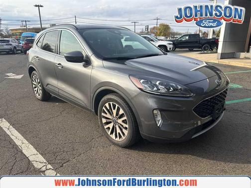 2022 Ford Escape Titanium
