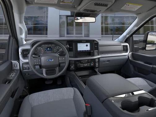 2025 Ford F-350 XLT
