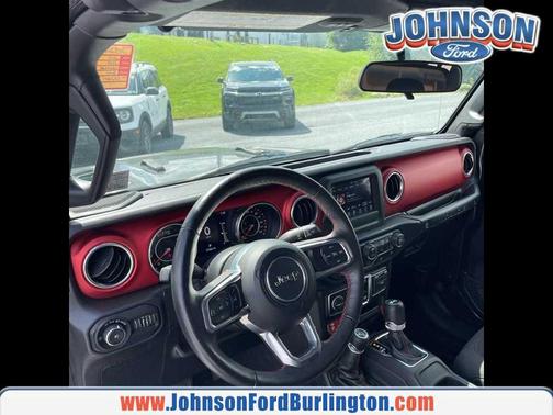 Granite Crystal Metallic Clearcoat 2019 Jeep Wrangler Rubicon