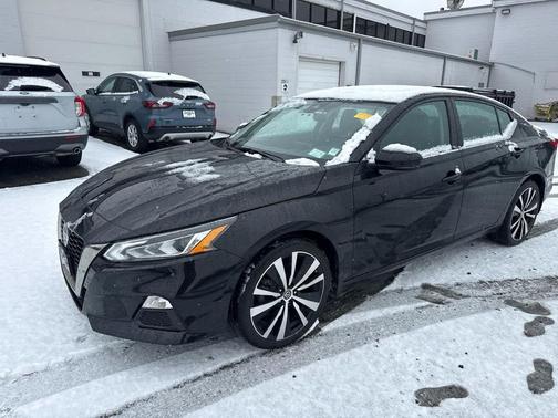 2021 Nissan Altima SR Intelligent AWD