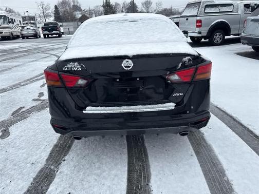 2021 Nissan Altima SR Intelligent AWD