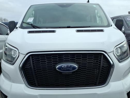 Oxford White 2023 Ford Transit-350 XLT