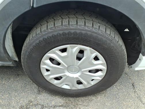 Oxford White 2023 Ford Transit-350 XLT