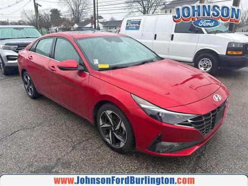 2021 Hyundai ELANTRA SEL