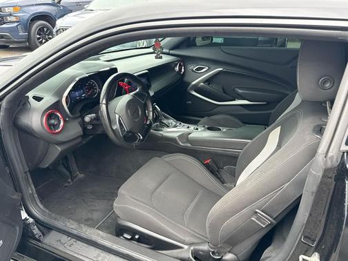 Black 2021 Chevrolet Camaro RWD Coupe LT1