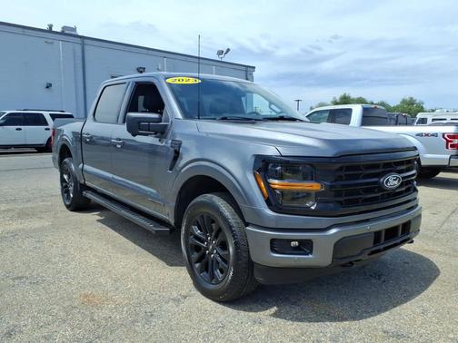 Carbonized Gray Metallic 2024 Ford F-150 XLT