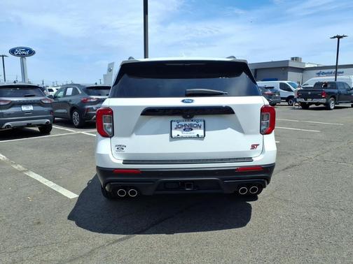 Star White Metallic Tri-Coat 2023 Ford Explorer ST