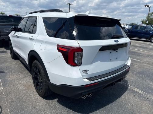 Star White Metallic Tri-Coat 2023 Ford Explorer ST