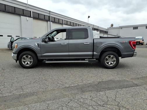 Carbonized Gray Metallic 2023 Ford F-150 XLT